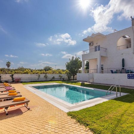 Amazing Villa Chrysanthi With Private Pool In Heraklion Epano Vathia Bagian luar foto